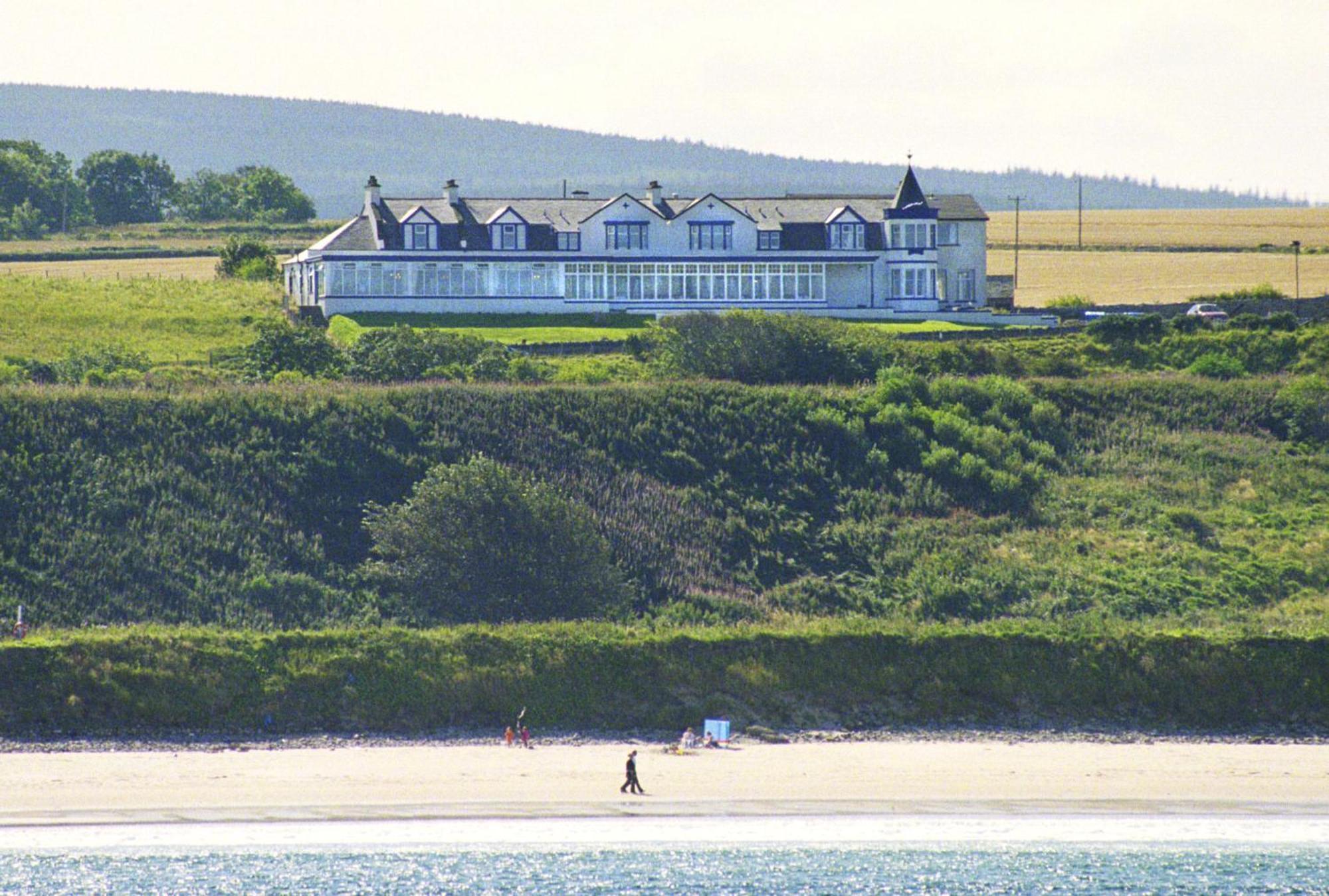 Cullen Bay Hotel Exterior foto